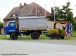 IFA L 60 1218 4x4 mit Hackaufbau und H�chsler-Anh�nger - fotografiert am 18.06.2009 im Landkreis Dahme-Spreewald/ Land Brandenburg - Copyright @ Ralf Christian Kunkel