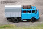 IFA W 50 L/BTP 4x2 Bautruppfahrzeug der Deutschen Post der DDR, blau, Kurzpritsche mit erh�hten Bordw�nden - Hersteller IFA W50 L/BTP: VEB IFA-Automobilwerk Ludwigsfelde, VEB KWD Karosseriewerk